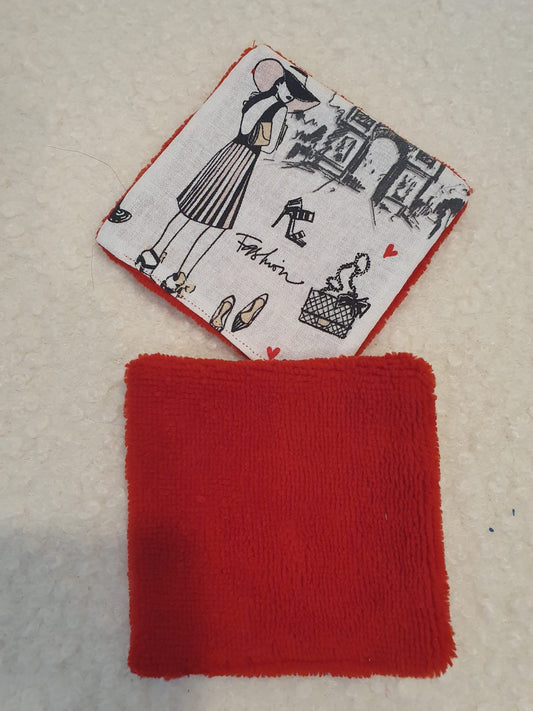 Carré Visage "Parisienne Rouge"